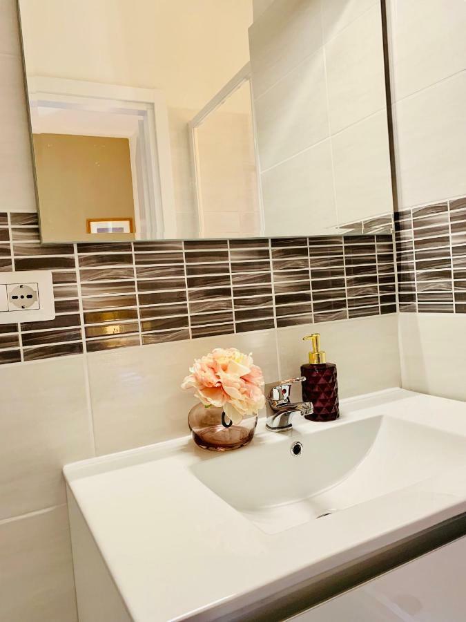 Mama Roma Domus Bed and Breakfast Εξωτερικό φωτογραφία